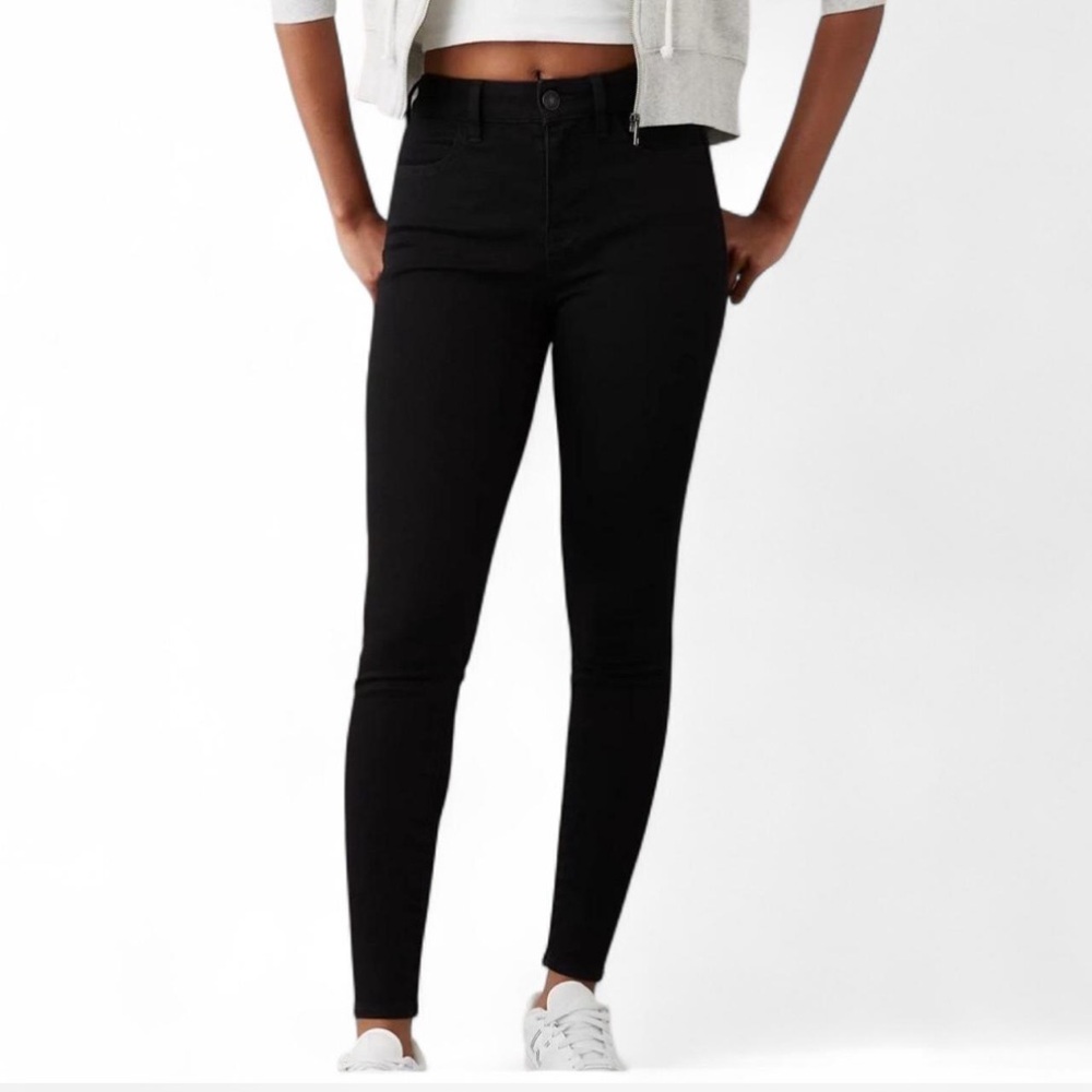 Women's High-Rise Black Skinny Jeans